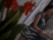 Nearly Caught 偷偷与闺蜜男友做爱的俄罗斯美女