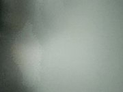 尾随妹子进女厕偷窥玩手机的高跟妹子