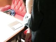 打麻将人没到先在麻将室干一炮