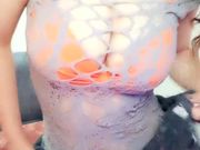 身材苗条丰满美女骚穴很漂亮