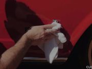 当着丈夫面让洗车工暴操的淫妻