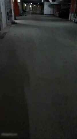 黑丝露胸短裙性感美女在地下停车场被色狼按在车里啪啪,掀开短裙穿的竟是开档丝袜情趣内裤