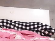 年纪不大奶子却很大嫩妹谁家的十六一多自慰大秀 有点害羞很是诱人