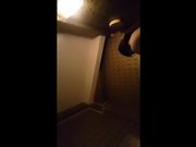 暗拍肥驴哥被站街拉客女带到藏在民居楼上的按摩房点了个大波妹做大保健