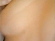 网红姐演绎乱伦妈妈不在家被爸爸舌吻摸胸挑逗脱光强行啪啪