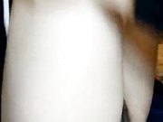 网红姐演绎乱伦妈妈不在家被爸爸舌吻摸胸挑逗脱光强行啪啪