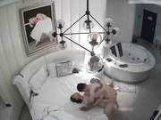 精品酒店偷拍强壮纹身男把白嫩性感的美女小三高潮淫叫：我要,不许射啊