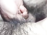 毛毛挺多嫩妹主播D夜晚呻吟不停和炮友直播啪啪,妹子表情很享受