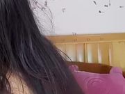 天然白虎骚气妹子情趣护士装黑色丝袜床上道具JJ双洞齐插 最后扣逼高潮喷水很是诱惑不要错过