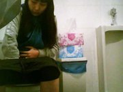 健身俱乐部偷拍来跳健美操的少妇有几个身材还可以