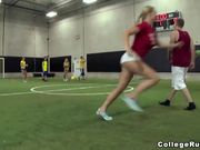 大学生淫乱系列实录青年大学生自发举办室内足球场砸球游戏输的脱衣服最后演变成群交会