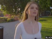 皮肤超级白皙大奶妹子被黑人大屌各种姿势爆操