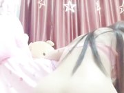 网红瑶儿激情展示没有真货只能骑坐假D来表演了