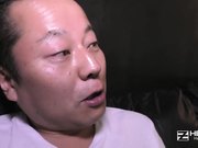 隣に住む清楚で綺麗なお姉さんに中出し