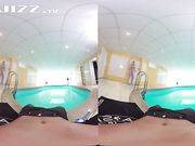 VR专区（虚拟真实）-G奶金发萌妹 骑在巨屌上面前后摇摆