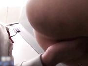 性感漂亮美女风景区游玩时寂寞难耐拉着男友到公共卫生间疯狂操B自拍