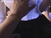 干爹带着高中女生就去开房 直接穿着校服开干 小逼还挺嫩