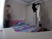 蛋叔给95年处女小护士美眉开苞