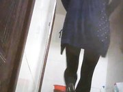 大学女厕所系列最后的长腿黑丝玉女绝对是个风骚型