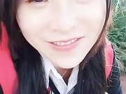 骚妇小甜甜户外勾引摩托司机驾车到野外啪啪