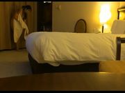 “好爽啊老公”富商出差酒店约啪浪叫声很刺激开口闭口叫老公