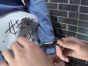 国模工作室漂亮国模制服诱惑被蒙脸摄影师捆绑假鸡巴插逼逼