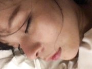 银行小姐姐为拉大客户被灌醉用过的避孕套放嘴上精子灌嘴里