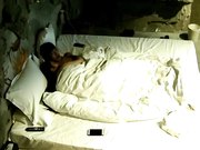 年轻情侣花式挺多需要强壮的身体才能完成