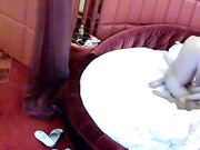 七分裤哥和模特身材女友激情对白清晰呻吟给力