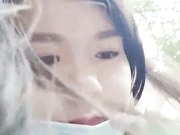 狼友刷礼物让白嫩美女主播路边等来个专车司机去树林打野战