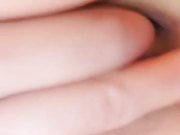 大奶美少妇性感漏奶沙发上自摸扣逼出水秀呻吟娇喘