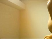 奶子饱满出轨良家少妇约炮友家中啪啪边唠边搞吃屌样子销魂