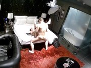 斯文大学生情侣套房造爱搞得很疯狂