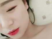 颜值不错长相甜美大奶妹子双人秀 舔JJ口交足交上位骑乘啪啪