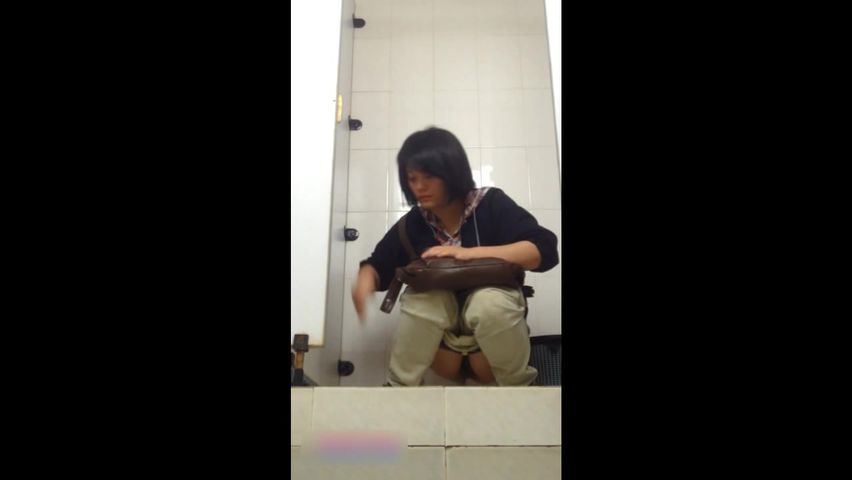 马戏团公厕经典盗录女性放尿环肥燕瘦形态各异