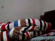 老夫少妻性欲强媳妇安全期还没有过就强行过性生活草出血了