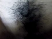 故意灌醉表嫂趁她熟睡后干了她紧闭肥厚的一线天逼