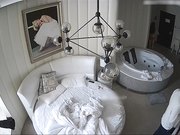 霸气纹身社会男爆操身材娇小长发白嫩漂亮女友射了一身精子