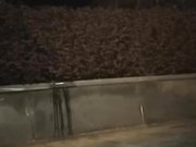 气质美女半夜故意不穿内衣到广场附近勾引路人啪啪,淫叫