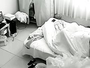 家庭网络摄像头胖哥中午也要和苗条漂亮媳妇来一炮