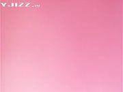 家中戴套怒草极品熟女 拍个视频作纪念