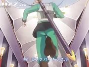 战斗中下流的女神 脱光了在男人的公鸡上狂抖动