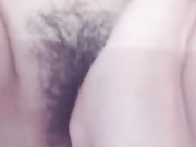 网红美女开直播 唇膏插B+大姨妈流血展示