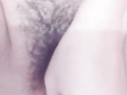 网红美女开直播 唇膏插B+大姨妈流血展示