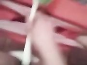 年轻白嫩小嫂子欲望很是强烈洗手间把牙刷都给玩坏了3