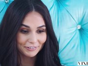 找来两个皮肤白皙身材极品妹子泄泄火