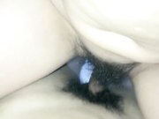 翘着屁股手指插入上位套弄自己动