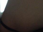 大学生背包客情侣突然性起在旅游景区的公厕里对着镜子啪啪