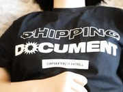 与摄影师做爱无套抽插大量爆射 无毛粉嫩美鲍终于被操