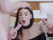 高颜值黑长直极品妹子大长腿享受双插刺激